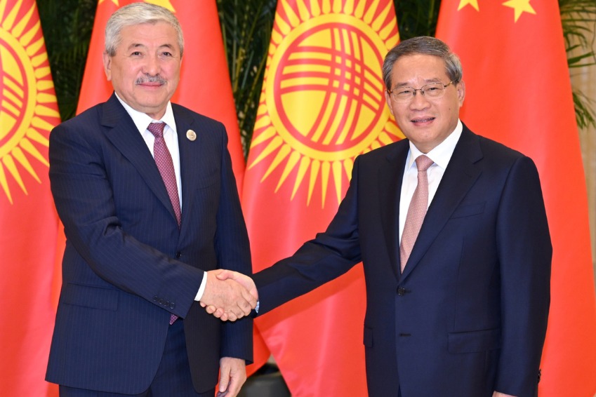 Chinese premier meets Kyrgyz cabinet chief